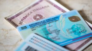 Carta d’identità elettronica, pubblicato il decreto legge: cosa cambia per i cittadini
